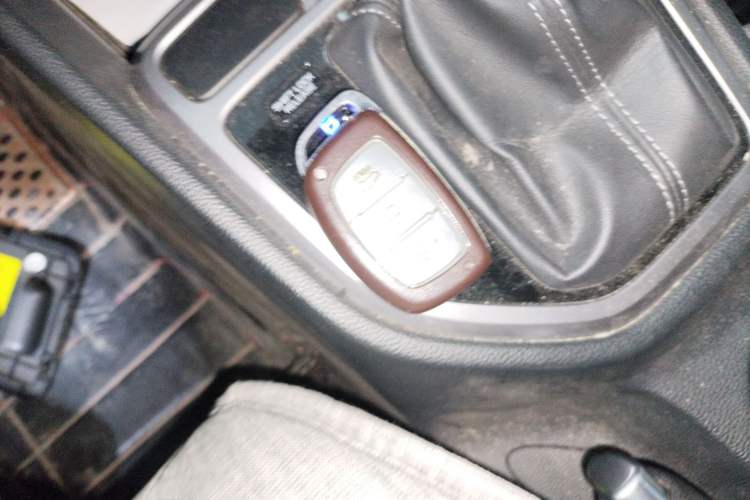 Used Hyundai ix25 2015 1.6L Automatic Two-Wheel Drive Smart GLS Trim
