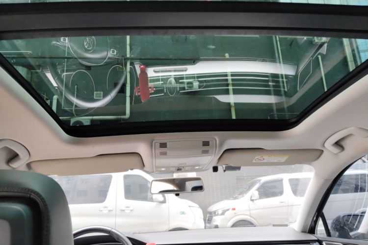 Used Volkswagen Magotan 2017 330TSI DSG Leading Model Headliner