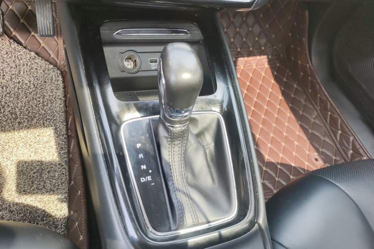 Used Roewe i5 2019 1.5L Automatic 4G Connected Langhao Edition