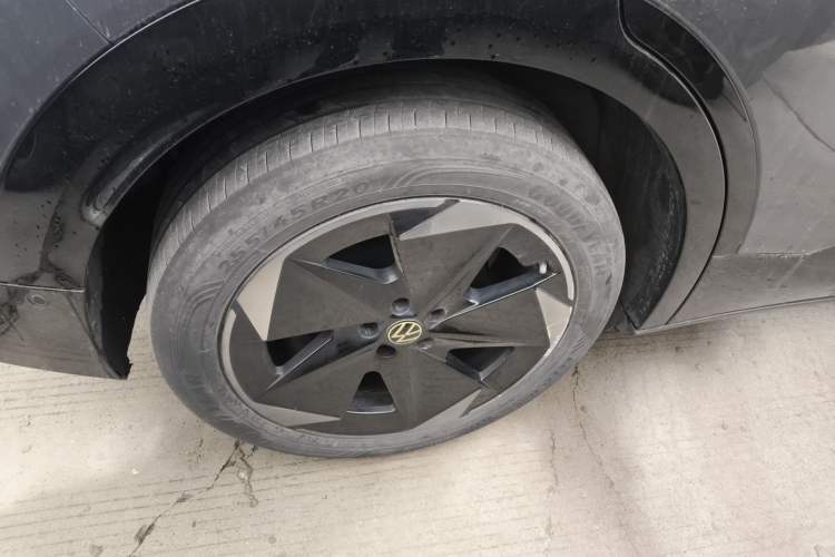 Used Volkswagen ID.UNYX 2024 Pro Long-Range Version Right Rear Wheel Hub