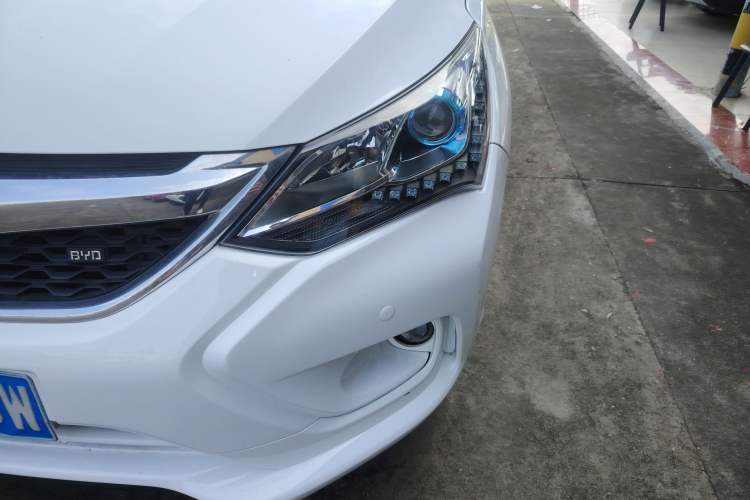 Used BYD Song 2017 Gaishe Upgrade Edition 1.5TID Automatic Elite Model
