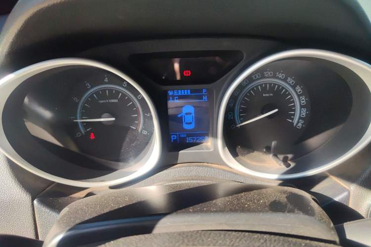 Used GAC Trumpchi GS5 2013 1.8T Automatic Two-Wheel Drive Elite Edition Instrument Cluster