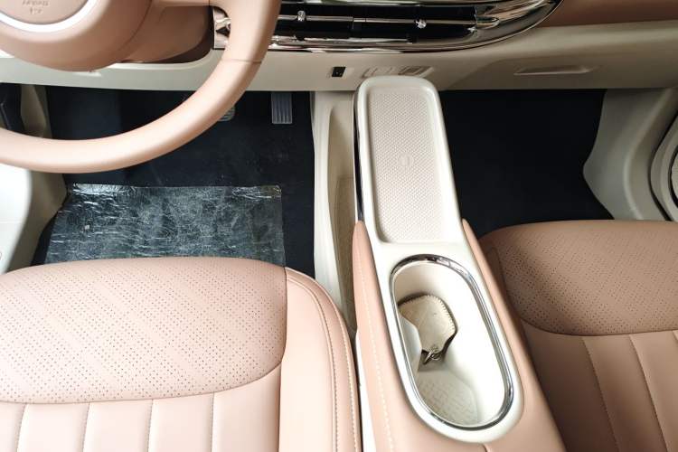 Used Wuling Bingo 2025 333 km Enjoyment Version Gear Lever