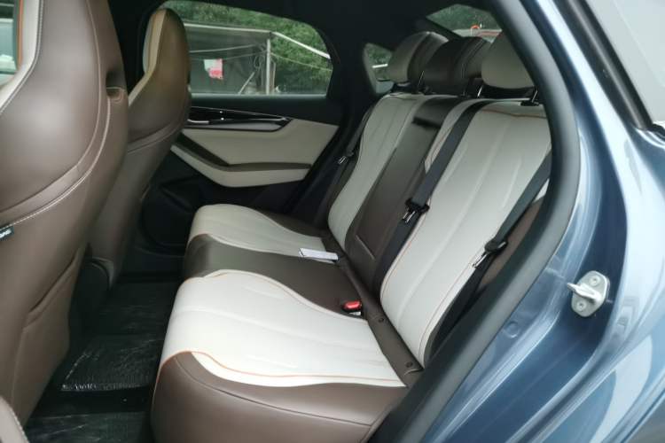 Used BYD Qin PLUS 2024 Honor Edition EV 420KM Leading Model