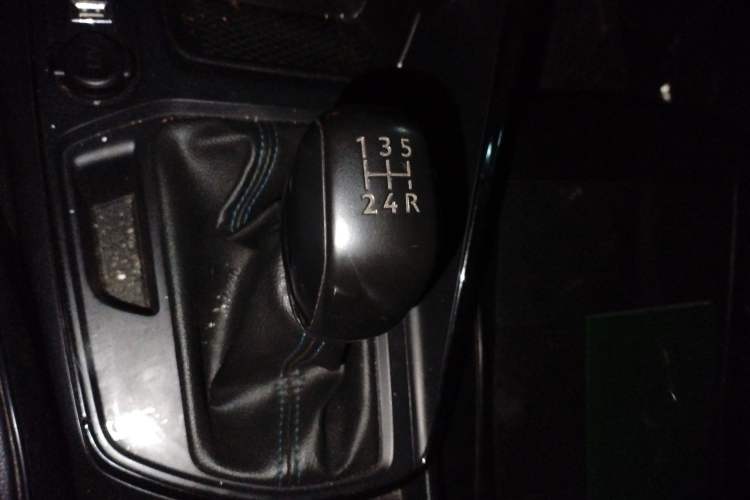 Used Peugeot 308 2018 1.6L Manual Fashion Edition