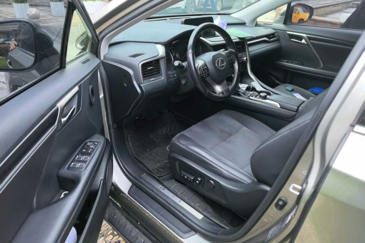 Used Lexus RX 2016 300 Two-Wheel Drive Comfort Edition China V Standard Driver Seat
