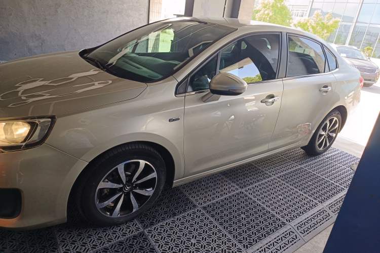 Used Citroen C4 Sega 2016 1.2THP Automatic Luxury Model Left Side