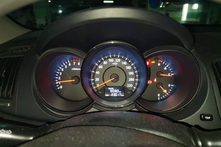 Used Kia Forte 2014 1.6L MT GLS Instrument Cluster