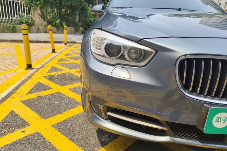 Used BMW 5 Series GT 2011 535i xDrive Luxury Edition Right Front Headlight