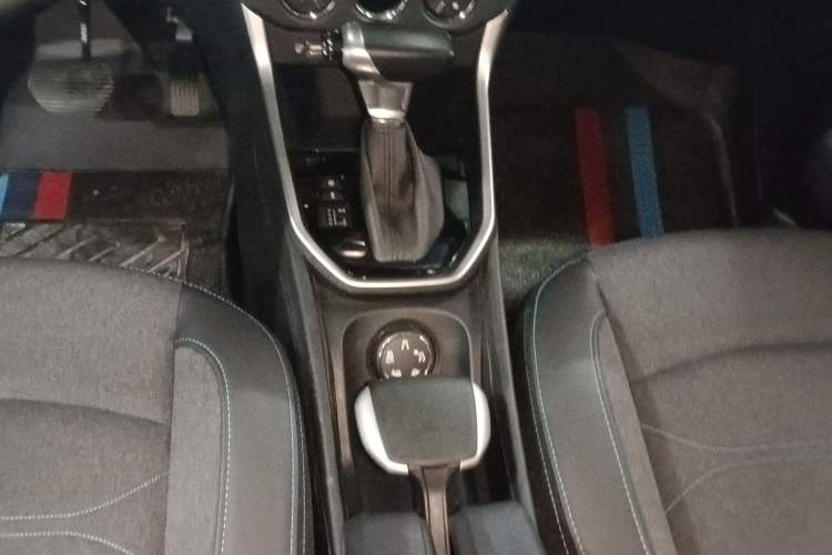 Used Citroen C3-XR 2021 190THP DCT ZhiShang Edition Gear Lever