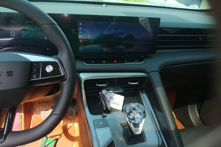 Used Roewe RX5 2023 1.5T Elite Edition Audio And AC Panel