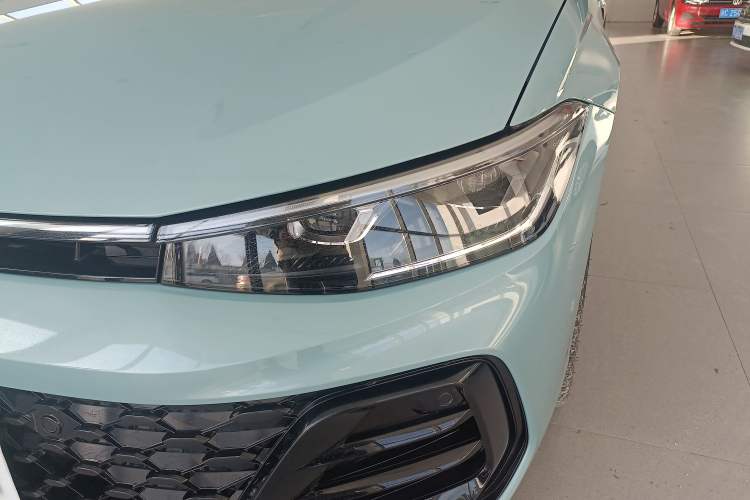 Used Volkswagen Passat 2025 Pro 380TSI Starry Dragon Luxury Edition