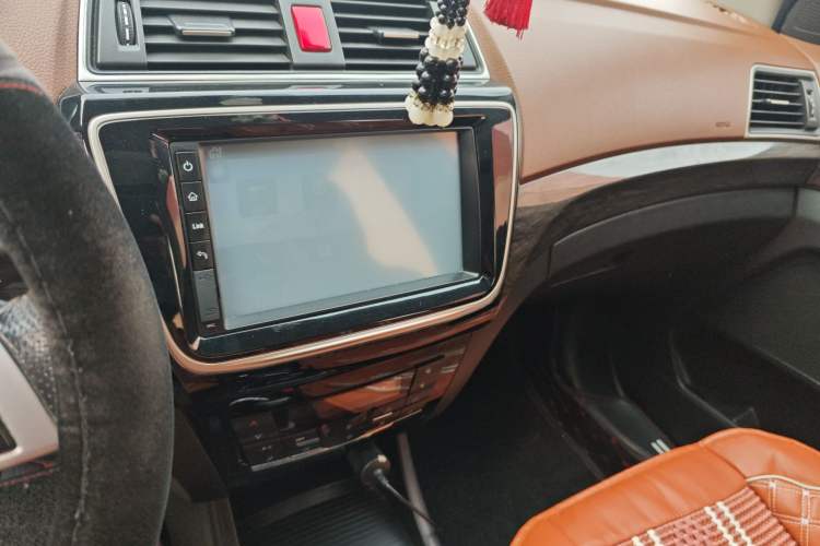 Used BAIC Weiwang S50 2016 1.5T Manual Lede Premium Edition
