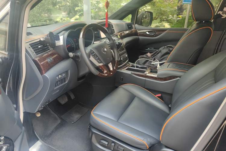 Used Nissan Quest 2015 3.5L SL