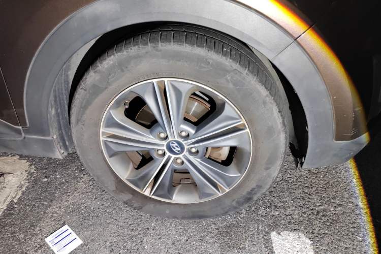 Used Hyundai ix25 2015 2.0L Automatic Two-Wheel Drive Intelligent GLS