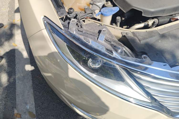 Used Lincoln MKZ 2014 2.0T Luxury Edition
