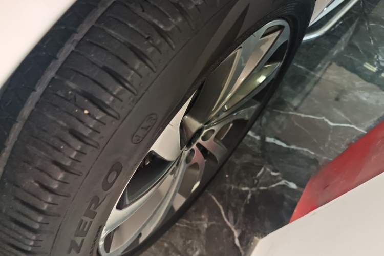 Used Land Rover Discovery Sport 2022 249 PS R-Dynamic HSE Luxury Custom Edition 7 Seats Exterior 4