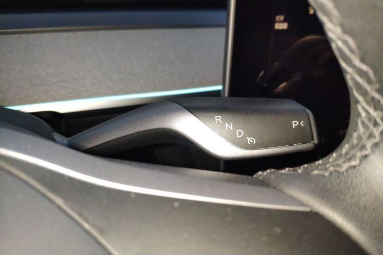 Used Tesla Model Y 2023 Rear-Wheel-Drive Version Gear Lever