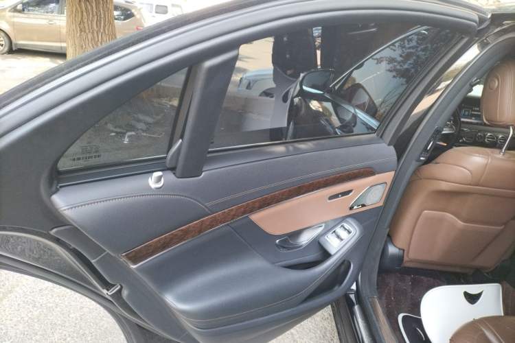 Used Mercedes-Benz S-Class 2019 S 320 L
