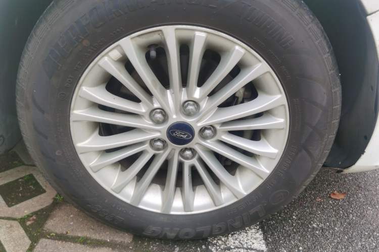 Used Ford Escort 2015 1.5L Manual Comfort Model