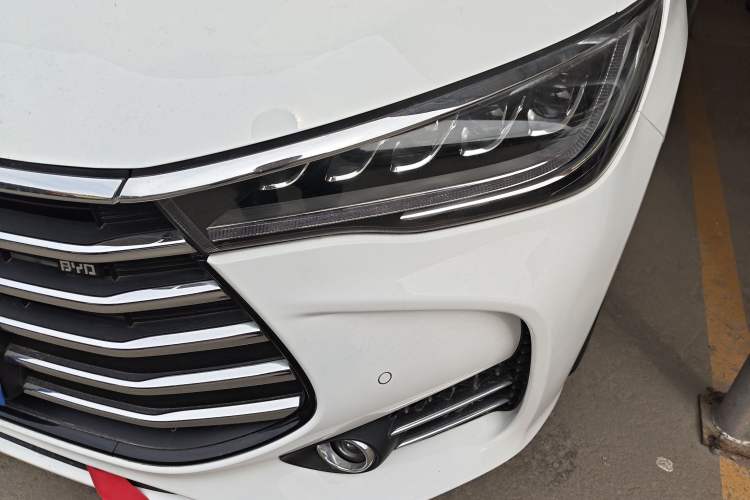 Used BYD Song MAX 2017 1.5T Automatic Smart Connect Prestige 7-Seater