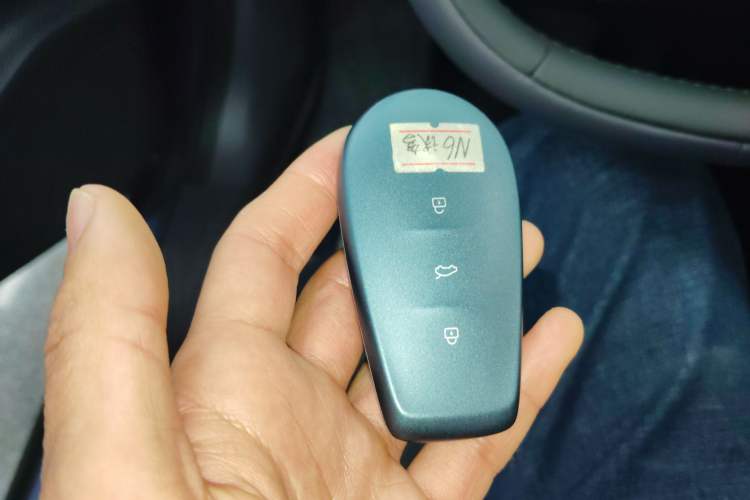 Used Nissan N6 2026 Model 180 Max Vehicle Key