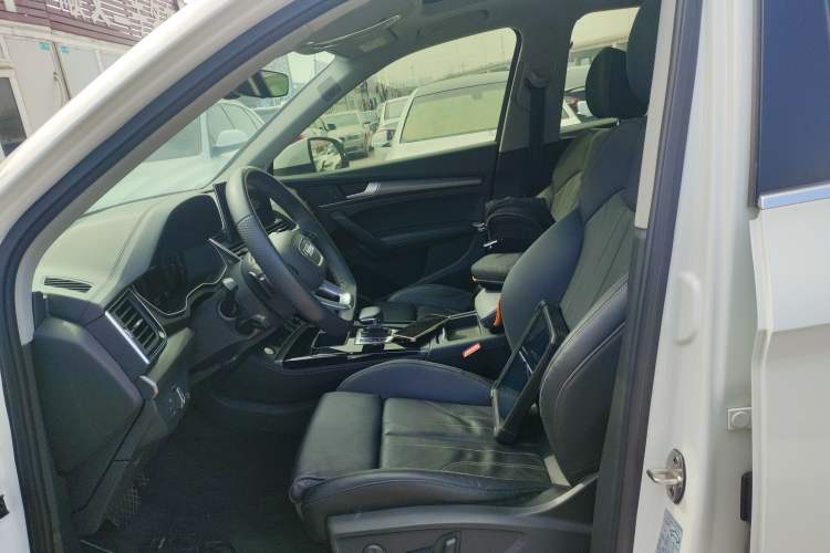 Used Audi Q5L 2022 45T Luxury Dynamic Model