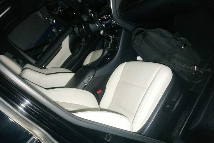 Used Lexus LM 2020 300h Four-Seat Grand Edition