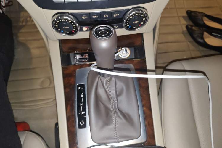 Used Mercedes-Benz C-Class 2011 C 200 CGI Elegant Model
