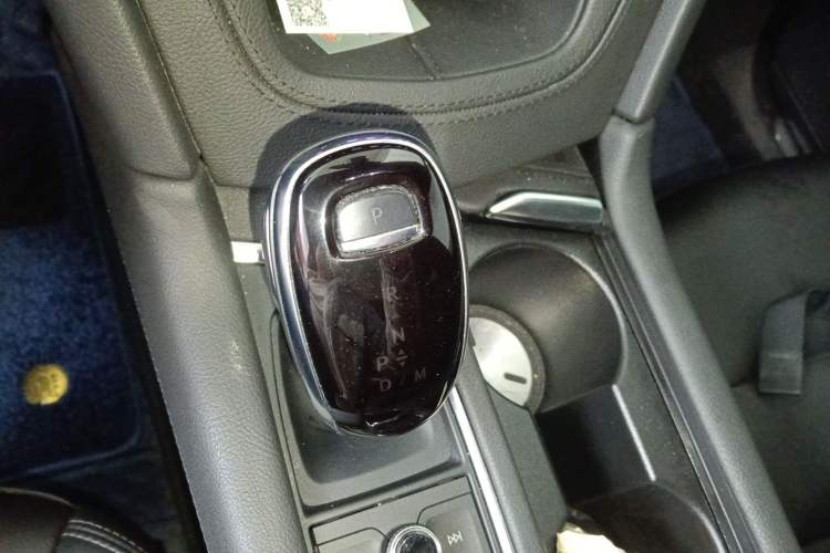 Used Cadillac XT5 2022 2.0T Two-Wheel Drive Luxury Version