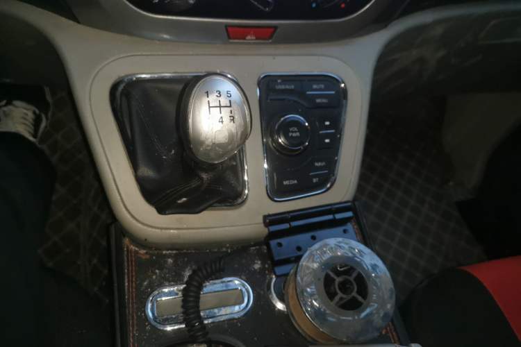 Used JAC Refine M3 2016 IKEA Edition 1.6L Luxury Model