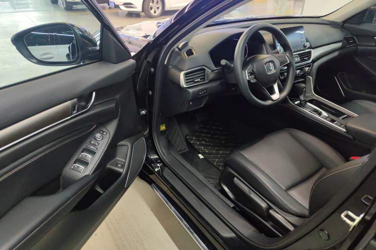 Used Honda Inspire 2019 260TURBO Elegant Edition China VI Emission Standard Driver Seat