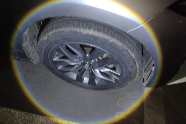 Used Toyota Avalon 2019 Dual-Engine 2.5L Luxury Edition China VI Standard