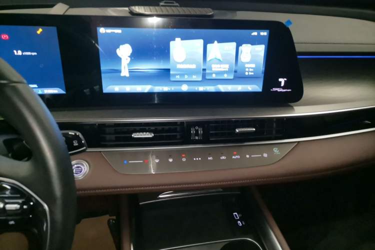 Used Chery Tiggo 8 PRO 2024 Champion Edition 390T Two-Wheel Drive Aoshi Version 5 Seats