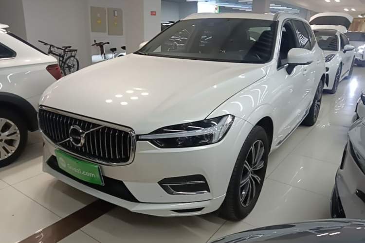 Used Volvo XC60 2021 T5 4x4 Smart Luxury Edition