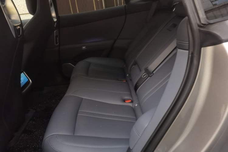 Used Xiaomi Auto YU7 2025 Ultra-Long Range Rear-Wheel Drive Version
