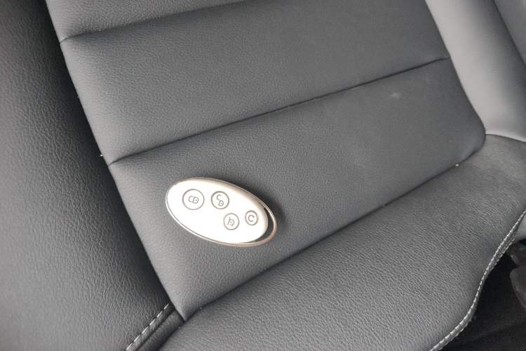 Used BYD Song MAX 2017 1.5T Automatic Smart Connect Elite 7-Seater
