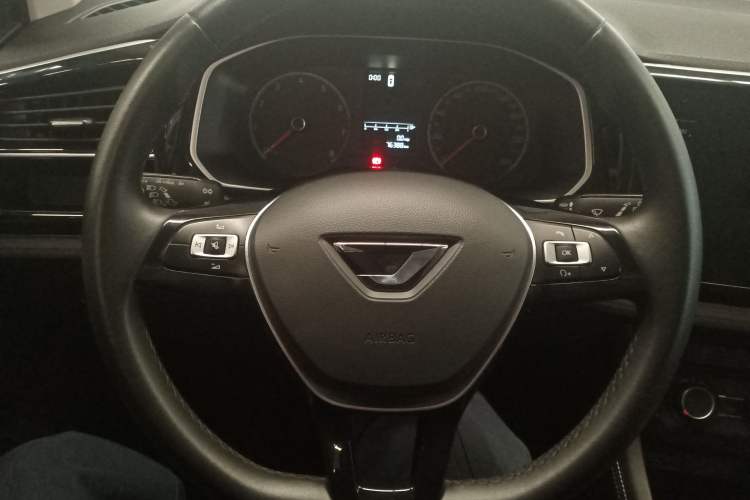 Used Jetta VS5 2023 280TSI Automatic Trend Edition
