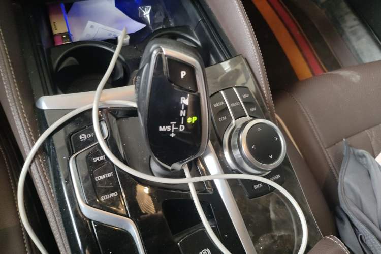 Used BMW 5 Series 2021 Updated Version 525Li Luxury Package Gear Lever