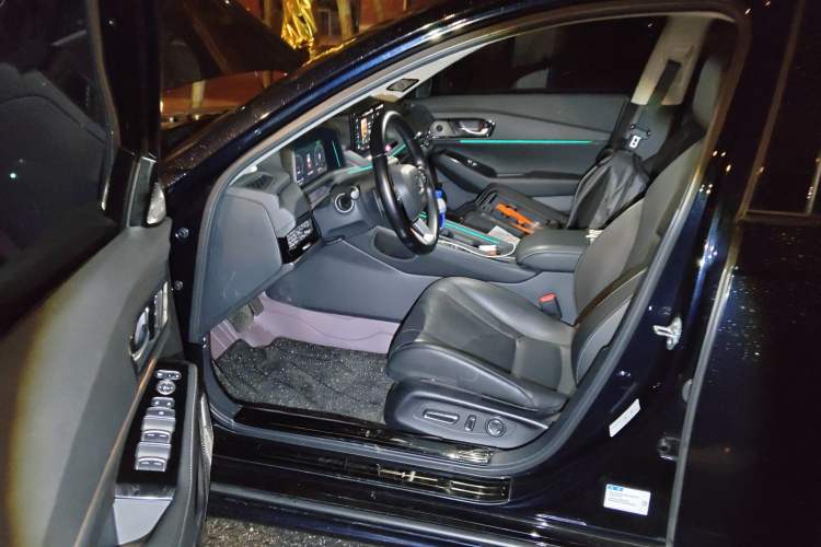 Used Honda Accord New Energy 2023 2.0L ePHEV Prestige Edition Driver Seat