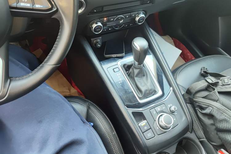 Used Mazda CX-5 2020 Revised Version 2.0L Automatic Two-Wheel Drive ZhiZun Trim
