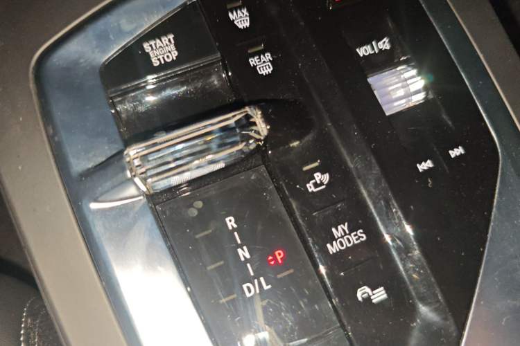 Used BMW 2 Series 2025 225L M Sport Night Edition Package Gear Lever