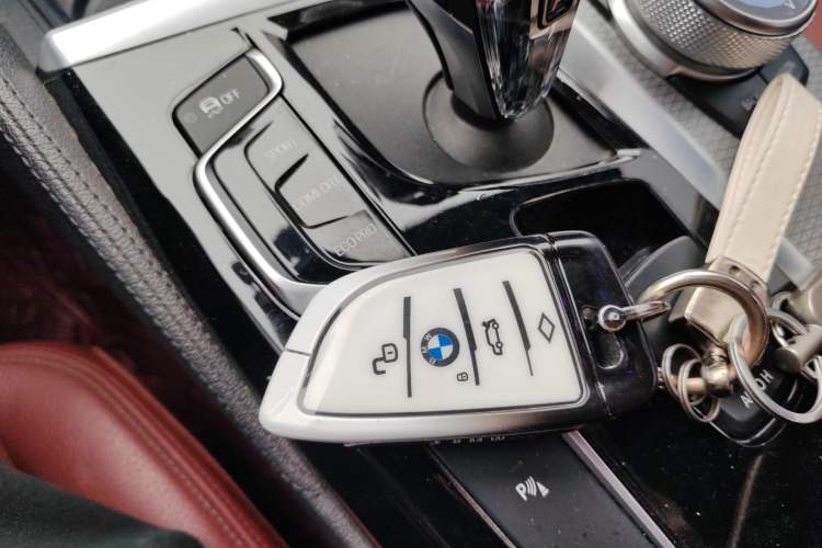 Used BMW 5 Series 2019 530Li xDrive M Sport Package Vehicle Key
