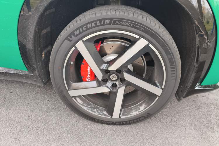 Used Xiaomi Auto YU7 2025 Ultra-Long Range High-Performance All-Wheel-Drive Max Edition
