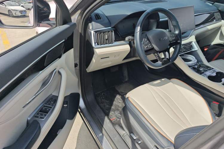 Used BYD Song PLUS New Energy 2023 Champion Edition EV 520KM Prestige Model Driver Seat