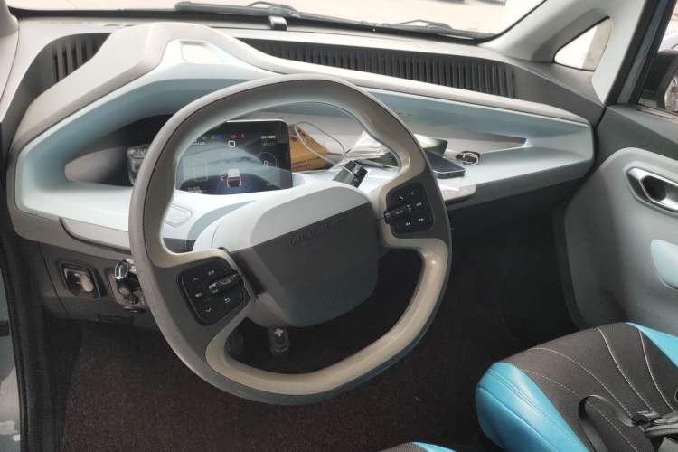 Used Wuling NAMMIEV 2021 Passion Edition Center Console