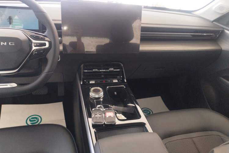 Used Wuling Xingguang 2024 Co-Creation Edition 510 Advanced Model