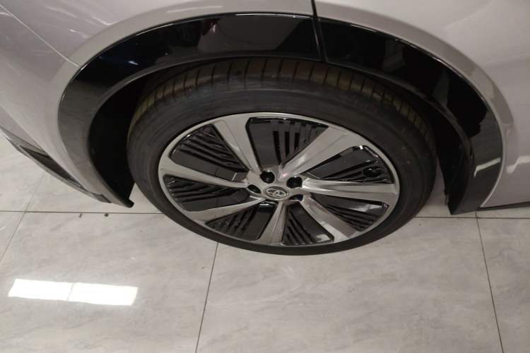 Used Toyota bZ5 2025 Model 550 PRO