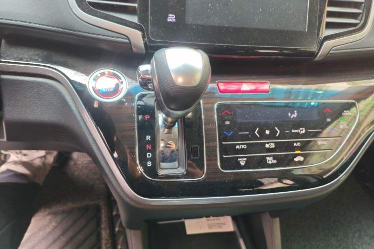 Used Honda Odyssey 2018 2.4L Supreme Edition
