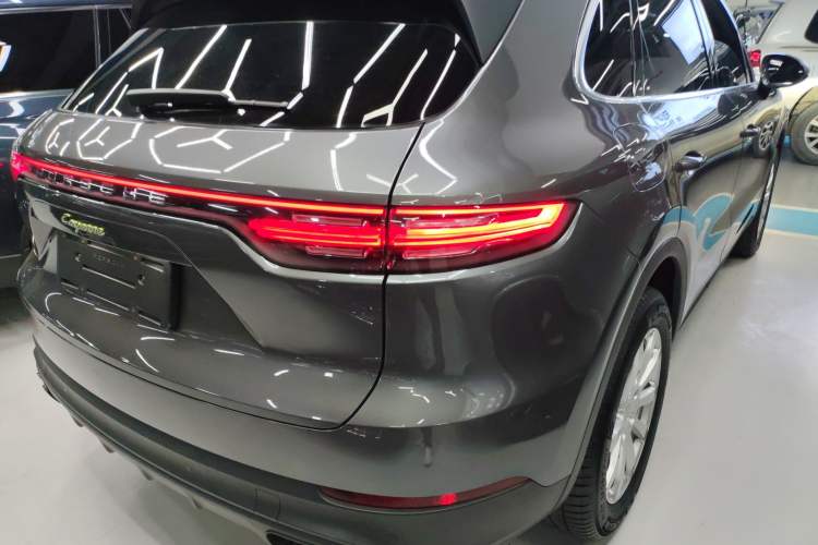 Used Porsche Cayenne E-Hybrid 2020 Cayenne E-Hybrid 2.0T